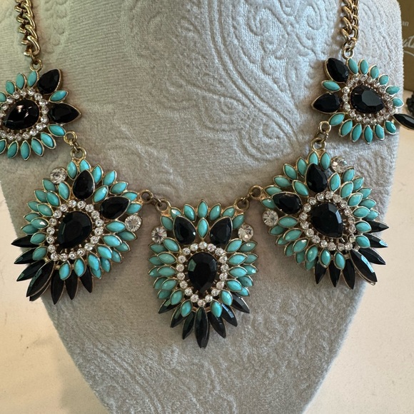 Necklace bundle , Turquoise and Pink Statement Necklace - Picture 3 of 4